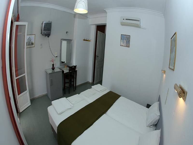 ספצס Kamelia Hotel מראה חיצוני תמונה