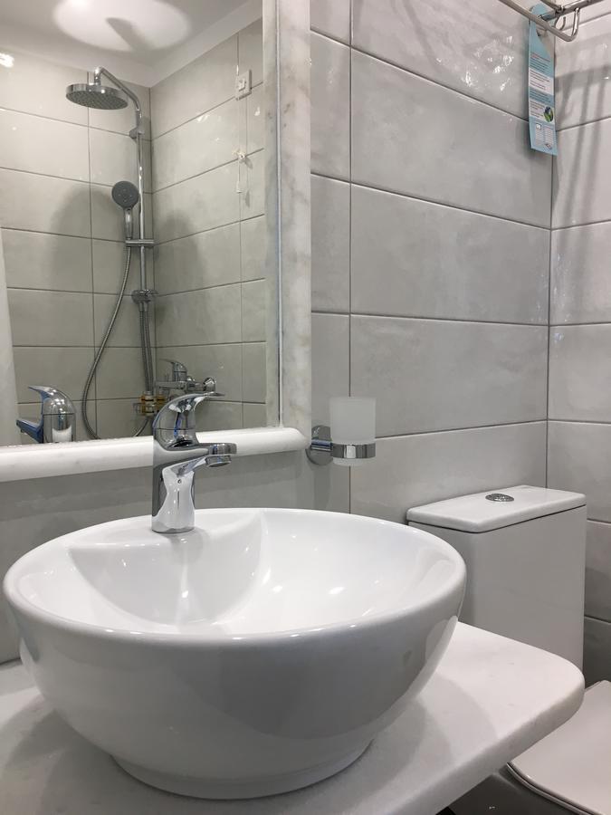 ספצס Kamelia Hotel מראה חיצוני תמונה
